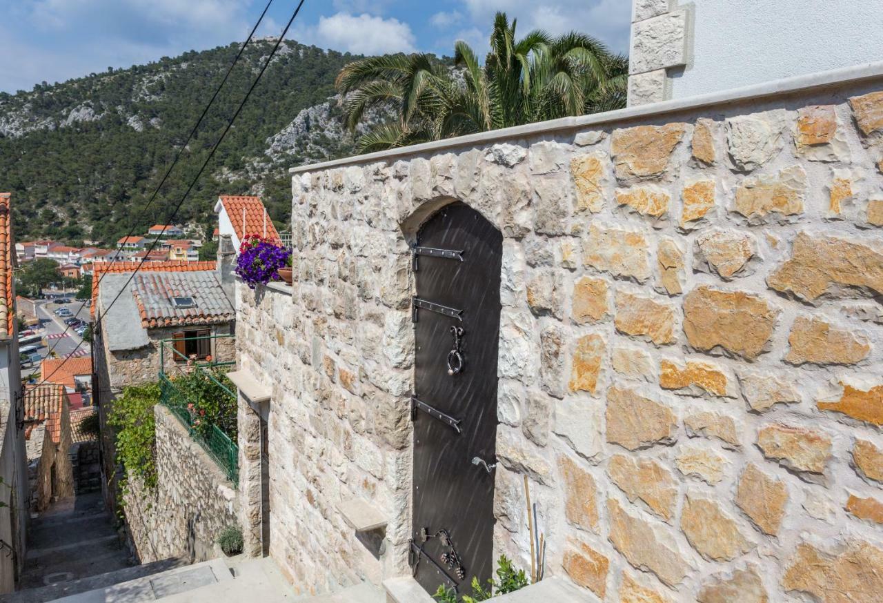 Villa Capitis In The Center Hvar Town Exteriör bild